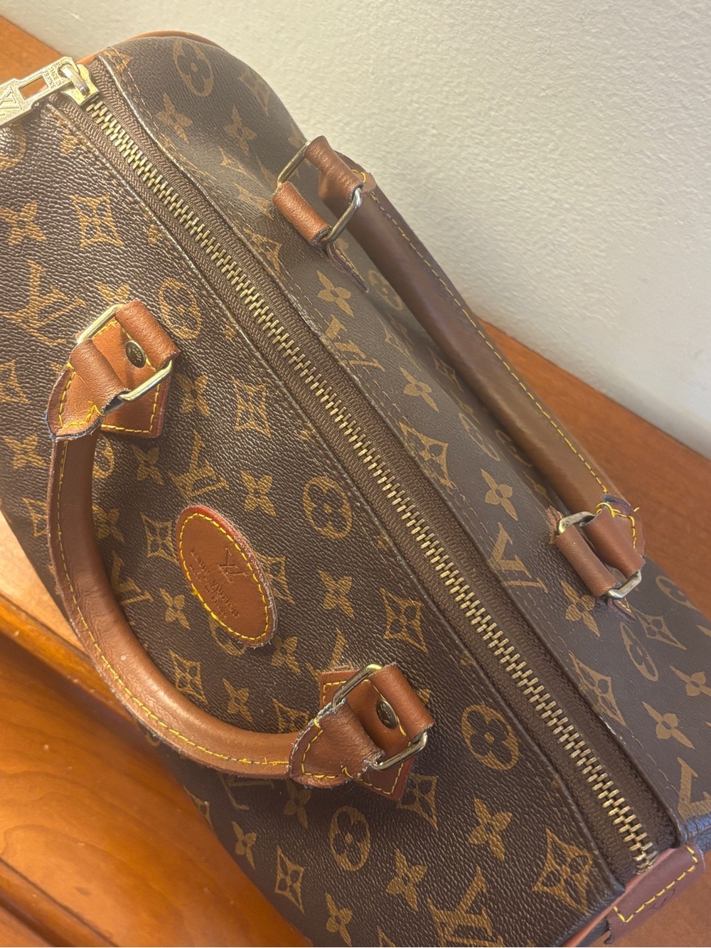 Authentic Vintage Louis Vuitton Monogram Speedy 30 - Picture 15 of 16